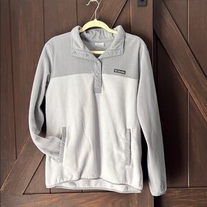 Columbia 2 Tone Gray Fleece Sweatshirt